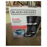 Black&  Decker  12 cup programmable coffee maker