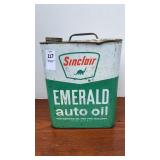 Vintage two-gallon Sinclair Emerald Auto Oil tin