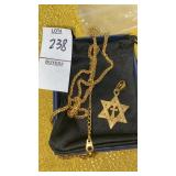 Goldtone Jewish star cross center pendant & 18kgf