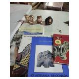 Artesania Rinconada figurine and literature lot