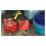 2 Gas Containers