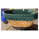 Vintage Longaberger Basket lattice weave,