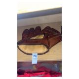 MCM Frank Thomas- Wilson A2105 BallHawk leather