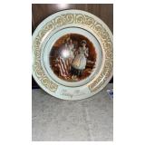 AVON Betsy Ross collector plate 9 in