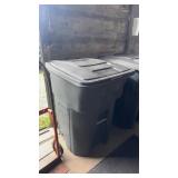 Toter Heavy Duty Trash Can