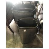 2 garbage cans no lids