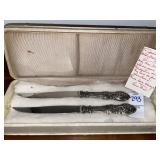 2 vintage sterling silver handled knives in case