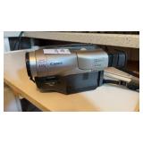 Canon ES290 8mm camcorder