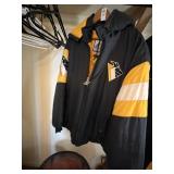 Vintage Pittsburgh Penguins Windbreaker Size