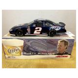 2004 Dodge Intrepid 1:24 scale diecast model car