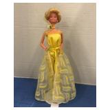 Vintage Pretty Changes Barbie Doll in Original