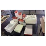 Table Lot of Tupperware