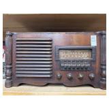 Vintage Firestone Air Chief Tube Radio *as is*