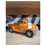 Vintage Tonka Hi-way Dept. truck 12-1/2" long