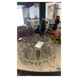 Vintage collapsable wire egg basket