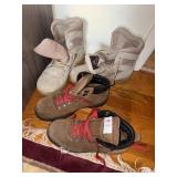 Men size 10.5 boots