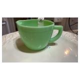 Vintage McKee Jadeite Graduated Measuring Cup