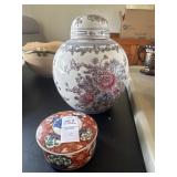 Oriental decorative vase and trinket dish