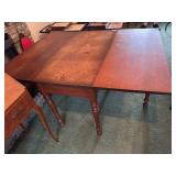 Antique drop leaf table 21 X 42 in (closed) 42 x