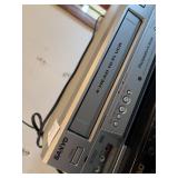 Sanyo VHS and DVD Player