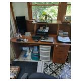 Very nice Sauder desk no contents 66' x 29-1/2'