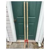 Post hole digger tool