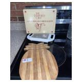 The pampered chef apple peeler corer slicer & 2