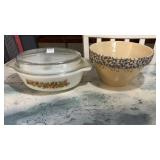 Vintage Roseville 8 in Pottery Bowl & covered