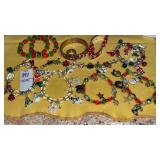 10 Christmas bracelets