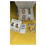 Monet mother-of-pearl stretch bracelets & clip