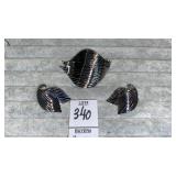 Bergere silvertone leaf pin brooch & earrings