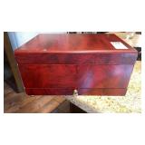 Jewelry box