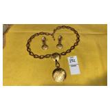 Vintage Monet Goldtone necklace & clip dangle