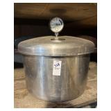 Vintage Presto cooker-canner