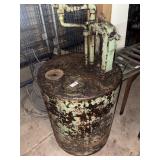 Oil pump tank