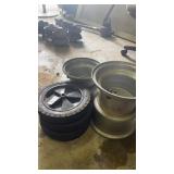 3 plastic tires with 2 rims