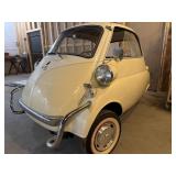 1957 BMW Isetta 300 (fully restored)