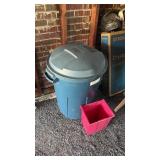 Rubbermaid roughneck garbage can and small can