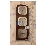 Vintage Wood Grain Barometer