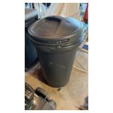 2 Trash Cans with Lids