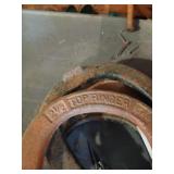 Set of horseshoes