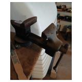 Antique Littlestown, PA #25 bench vise