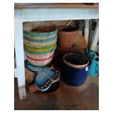 Lot of planters, baskets and misc