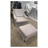Checkered Patterned Chain and Ottoman