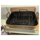 Large roasting pan