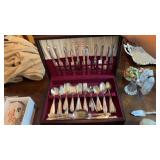 WM Rogers Silverplated Set In Box