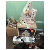Lot of assorted Halloween and autumn decor