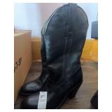 Size 5.5 black Jessica Simpson boots