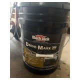 Blacktop filler and sealer