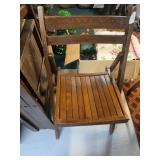 Lot of 5 foldable wooden chairs